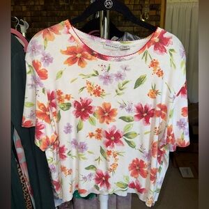 White Stag Floral Short Sleeve Tee